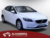 Usado Volvo V40 Kinetic 120 CV (88 kW) 2017 Blanco Berlina