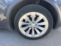 Usado Tesla Model X 386 kW (525 CV) 2018 Gris metalico SUV
