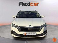 Usado Skoda Octavia Ambition 116 CV (85 kW) 2023 Blanco Familiar