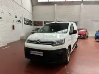Usado Citroën Berlingo Live 102 CV (75 kW) 2022 Blanco Monovolumen