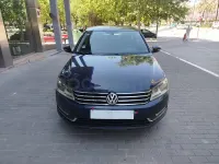 Usado VW Passat Edition 105 CV (77 kW) 2013 Azul Berlina