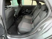 Usado Mercedes CLA200 Shooting Brake 150 CV (110 kW) 2020 Gris / plata Familiar