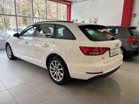 Usado Audi A4 122 CV (89 kW) 2018 Blanco Familiar