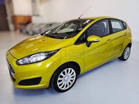 Usado Ford Fiesta Trend 75 CV (55 kW) 2015 Amarillo Berlina