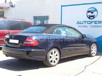 Usado Mercedes CLK200 Avantgarde 163 CV (119 kW) 2004 Azul Descapotable