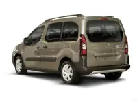 Usado Peugeot TePee Access 75 CV (55 kW) 2018 Blanco Van