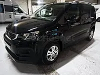 Usado Peugeot Rifter Allure 100 CV (73 kW) 2020 Negro Monovolumen