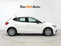Usado Seat Ibiza FR 110 CV (80 kW) 2023 Blanco Utilitario