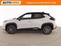 Usado Toyota Yaris Cross Sport 131 CV (96 kW) 2025 Gris SUV