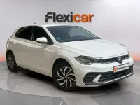 Usado VW Polo Life 95 CV (69 kW) 2023 Blanco Utilitario
