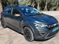 Usado Dacia Sandero Extreme 91 CV (66 kW) 2023 Verde Berlina