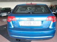 Usado Audi A3 Ambiente 140 CV (102 kW) 2010 Azul Utilitario