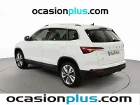 Usado Skoda Karoq Ambition 110 CV (80 kW) 2024 Blanco SUV