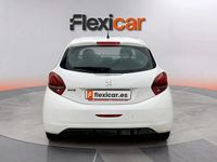 Usado Peugeot 208 Signature Sky 83 CV (61 kW) 2019 Blanco Utilitario