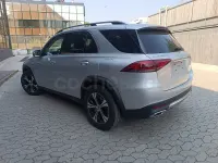 Usado Mercedes GLE350 321 CV (236 kW) 2021 Gris / plata SUV