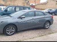 Usado Hyundai i40 115 CV (84 kW) 2018 Gris / plata Berlina