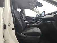 Używany Toyota RAV4 Hybrid Advance 218 KM (160 kW) 2023 Biały SUV