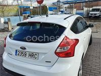Usado Ford Focus Trend 125 CV (91 kW) 2013 Blanco Berlina