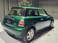 Usado Mini ONE 98 CV (72 kW) 2011 Verde Utilitario