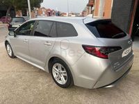 Usado Toyota Corolla Business Edition 122 CV (89 kW) 2020 Gris / plata Familiar