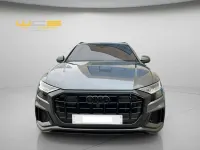 Usado Audi Q8 462 CV (339 kW) 2021 Gris SUV