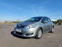 Usado Toyota Auris 90 CV (66 kW) 2009 Gris / plata Utilitario