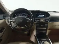 Usado Mercedes E300 Avantgarde 231 CV (169 kW) 2015 Azul Familiar