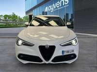 Usado Alfa Romeo Stelvio Sprint 190 CV (139 kW) 2021 Blanco SUV