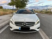 Käytetty Mercedes A200 Urban 136 HP (100 kW) 2015 Valkoinen Sedan