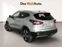 Usado Nissan Qashqai Acenta 158 CV (116 kW) 2021 Gris / plata SUV