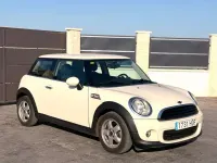 Usado Mini ONE 98 CV (72 kW) 2011 Blanco Utilitario