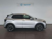 Usado VW T-Cross R-line 116 CV (85 kW) 2025 Plateado SUV