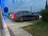 Usado Mercedes E220 194 CV (142 kW) 2017 Gris / plata Berlina