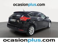 Usado Ford Focus 115 CV (84 kW) 2015 Negro Utilitario