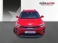 Usado Kia Stonic 100 CV (73 kW) 2025 Rojo SUV