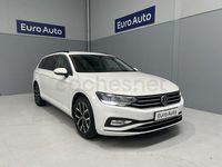 Usado VW Passat Executive 150 CV (110 kW) 2021 Blanco Familiar