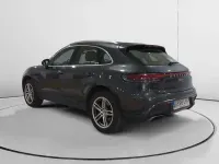 Usado Porsche Macan 265 CV (194 kW) 2021 Gris / plata SUV