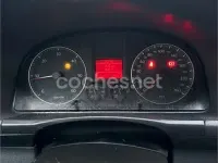 Usado VW Touran Edition 90 CV (66 kW) 2008 Gris / plata Monovolumen