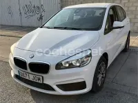 Usado BMW 218 150 CV (110 kW) 2015 Blanco Familiar