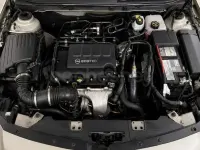 Usado Opel Insignia Selective 140 CV (102 kW) 2012 Gris / plata Berlina