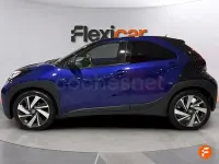 Usado Toyota Aygo X Edition 72 CV (52 kW) 2022 Azul SUV