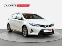 Usado Toyota Auris Hybrid Active 136 CV (100 kW) 2013 Blanco Utilitario