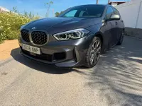 Usado BMW M135 Comfort Edition 306 CV (225 kW) 2021 Gris Utilitario