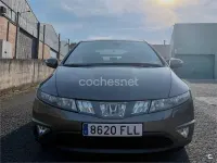 Usado Honda Civic Executive 140 CV (102 kW) 2007 Marrón Berlina