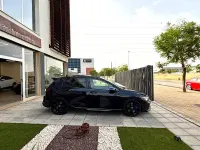 Usado VW Golf VIII R 333 CV (244 kW) 2024 Negro Berlina