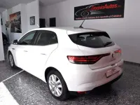 Usado Renault Mégane Intens 116 CV (85 kW) 2021 Blanco Utilitario