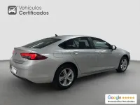Usado Opel Insignia Business 122 CV (89 kW) 2021 Gris / plata Berlina