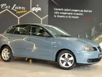 Begagnad Seat Ibiza 70 HK (51 kW) 2006 Grå Halvkombi