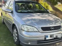 Usado Opel Astra 101 CV (74 kW) 2001 Gris Berlina