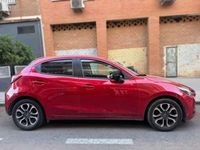 Occasion Mazda 2 Style 105 PK (77 kW) 2016 Rood Hatchback